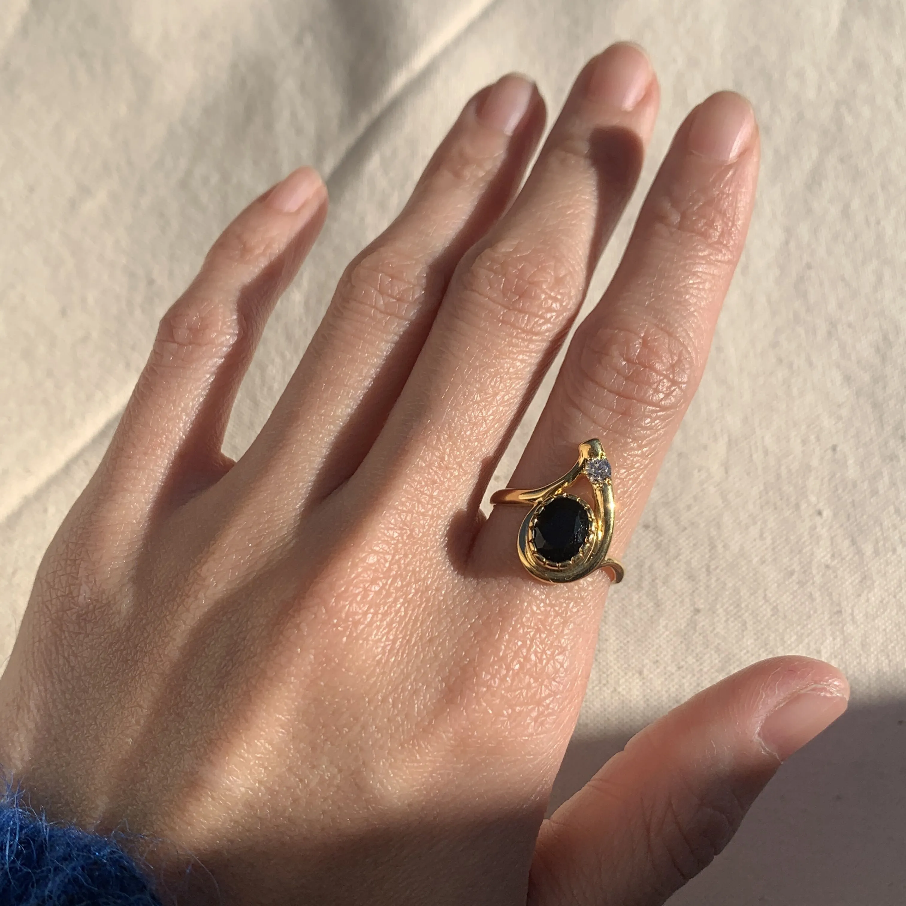 Gold Onyx Ring - Black Onyx Ring - Vintage Teardrop Ring
