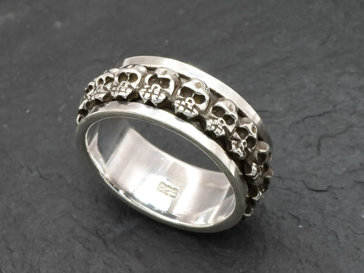 Spinning Skull Ring - Silver Skull Ring - Gothic Ring